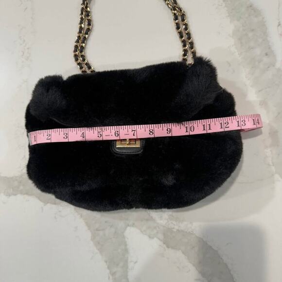 Expressions NYC Vegan Fur Bag Womens Black Faux Fur Shoulder Chain Handbag Purse - Picture 9 of 10